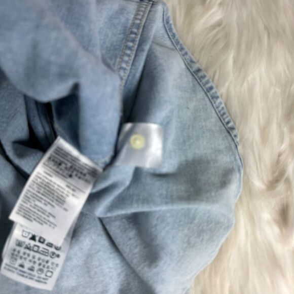Wrangler Pearl Button Snap Front Light Wash Denim Shirt Sz M - Picture 5 of 7